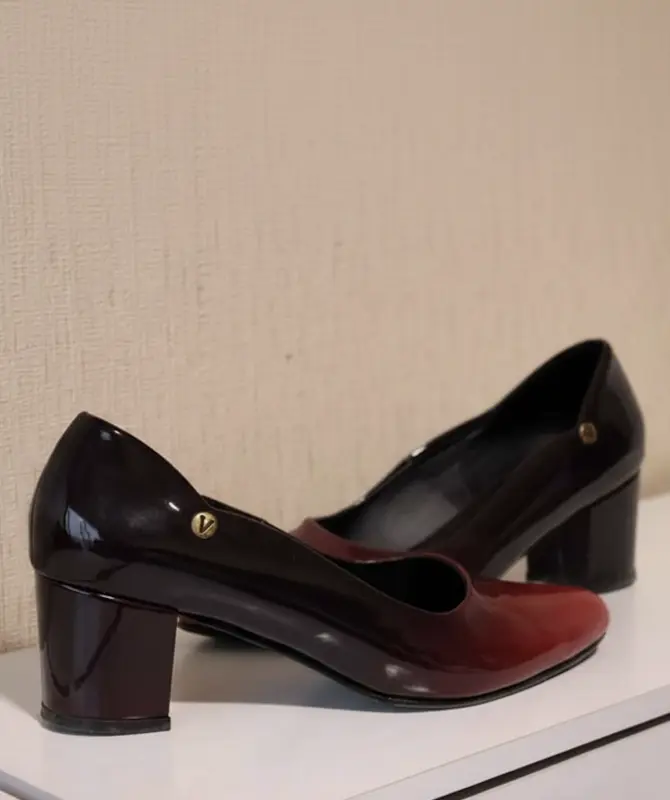 Zapatos de vestir rojo y negro talla 38