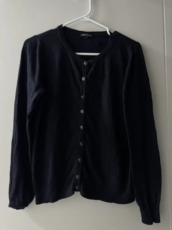 Chompa warehouse negra talla L
