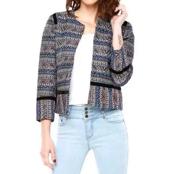 Casaca multicolor elegante de marca talla S