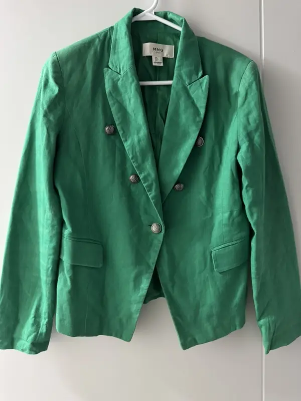 Blazer mango verde talla S/M