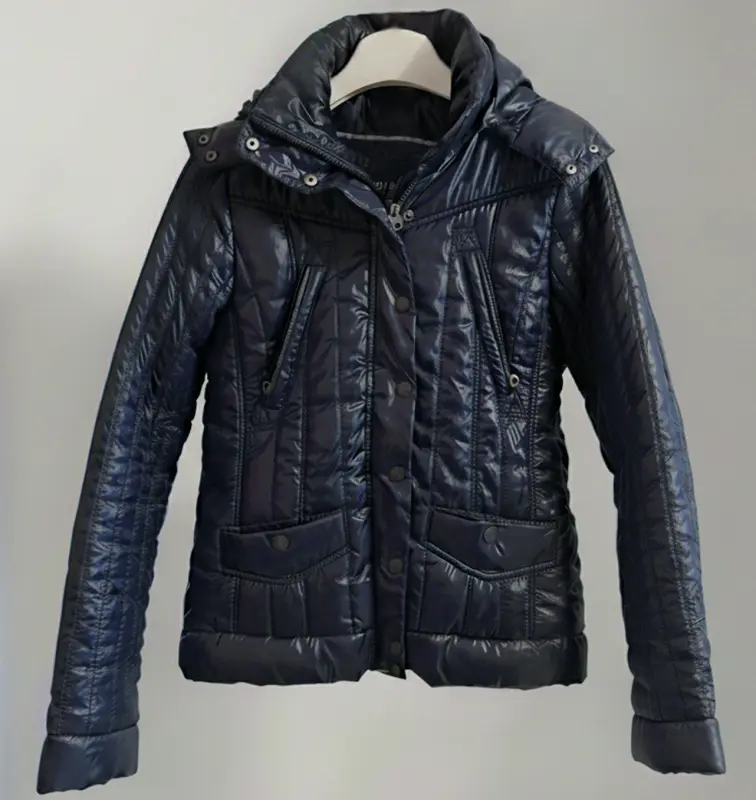 Impermeable azul oscuro tommy hilfiger talla M